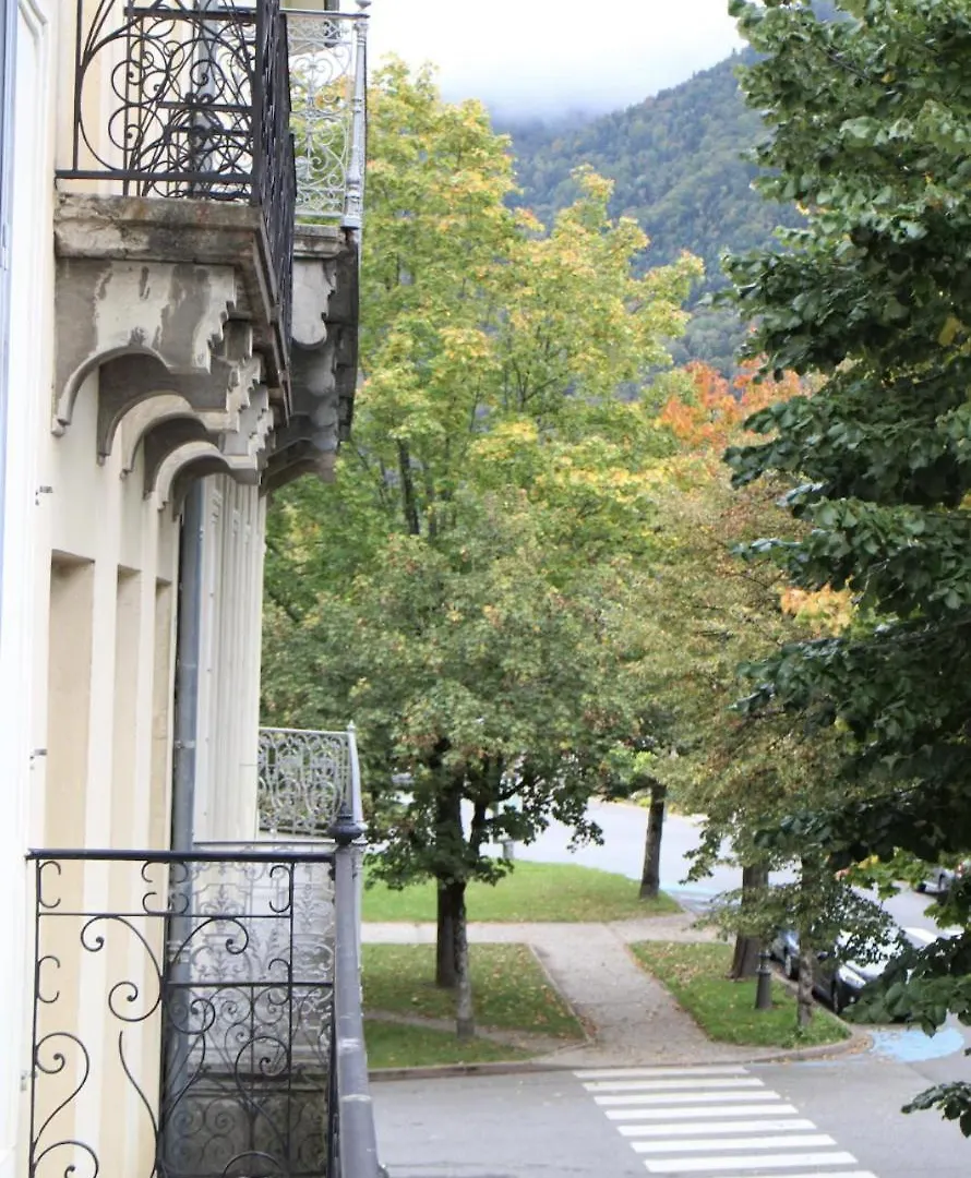 Funky, Affordable Mountain Apartment Bagnères-de-Luchon